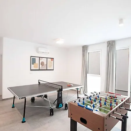 Nissi Cube 4 Kb4 * Ayia Napa